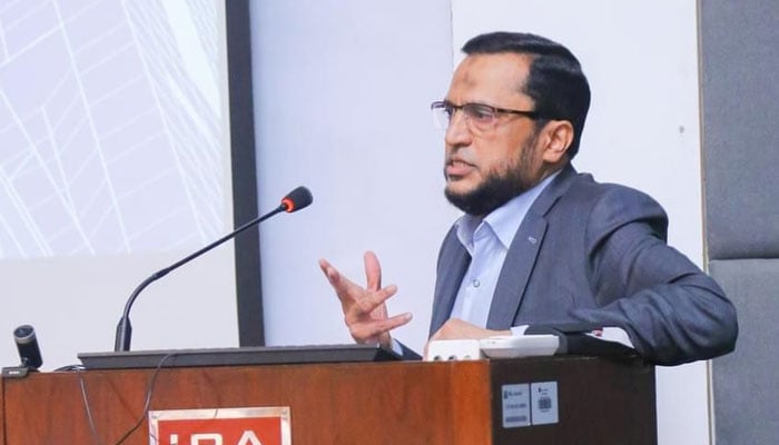 Badiuddin Akber, CEO of the CDCP addresses an event on May 20, 2024. — Facebook/CDC - Central Depository Company of Pakistan Limited