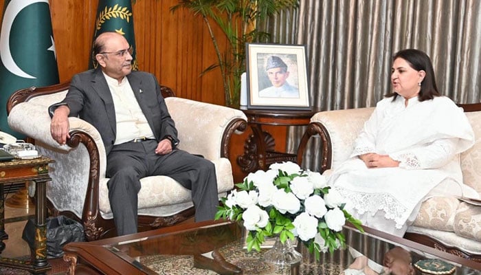 The Chairperson Benazir Income Support Program (BISP), Rubina Khalid (right) ina meeting with President Asif Ali Zardari, at Aiwan-e-Sadr on September 24, 2024. — APP