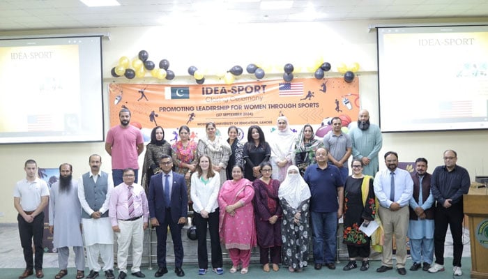 Consul General of the US Consulate Lahore Kristin K. Hawkins poses for a group photo in the closing ceremony of the Idea Sports Programme at UOE on September 27, 2024. — Facebook/University of Education, Lahore