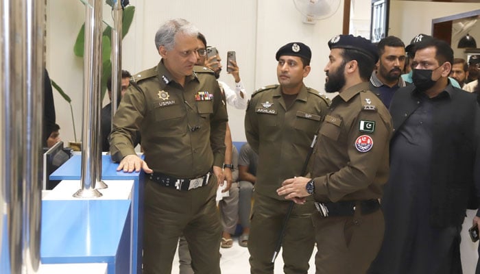 IGP Dr Usman Anwar inaugurates Police Khidmat Markaz on Sue-e-Asal, Raiwind Road  on Oct 1, 2024. — Facebook/PunjabPolicePakistanOfficial/