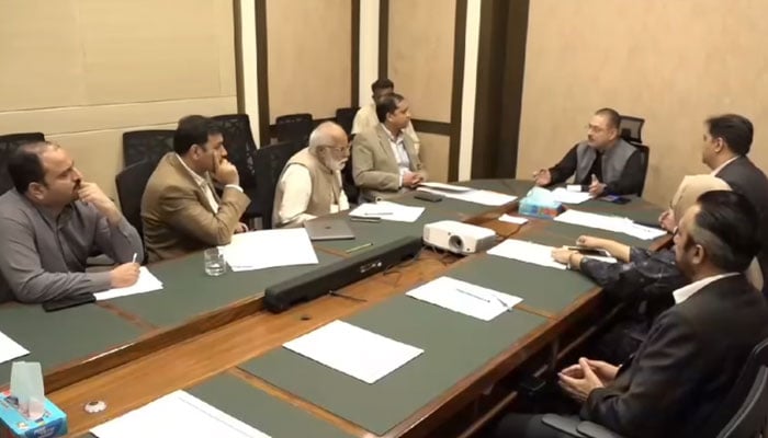 Sindh Senior Minister for Transport and Information Sharjeel Inam Memon chairing a high-level meeting on Oct 4, 2024. — Facebook/SharjeelInamMemon63