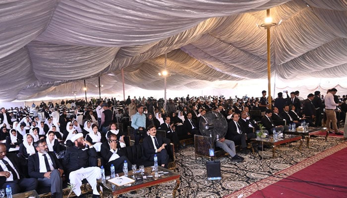 Lawyers and members of the legal fraternity attend the All-Pakistan Lawyers Convention in Islamabad on October 7, 2024. — Facebook/@islamabadbarcouncil