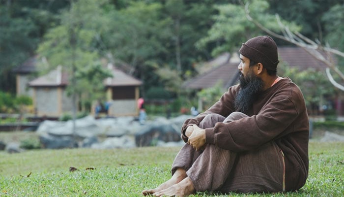 A man seen sitting on a ground.— freepik/file