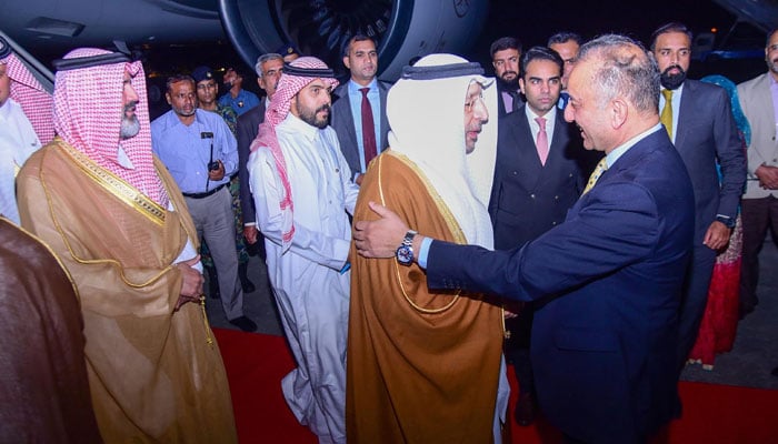 Petroleum Minister Musadik Malik welcomes Saudi Arabias Minsiter for Investment Khalid Al-Falih and his delegation upon arrival in Islamabad on October 9, 2024. — PID