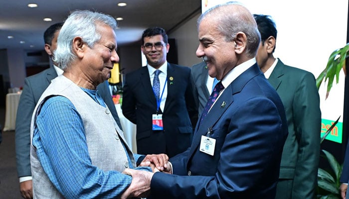 Prime Minister Shehbaz Sharif (right) meets Chief Adviser of the interim government of Bangladesh Dr Muhammad Yunus on the sidelines of the 79th session of the United Nations General Assembly in New York on September 25th 2024. — Facebook/@pml.n.official