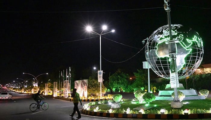 Administration decorates Islamabads streets as it gears up for the Shanghai Cooperation Organisation summit on October 9, 2024. — APP