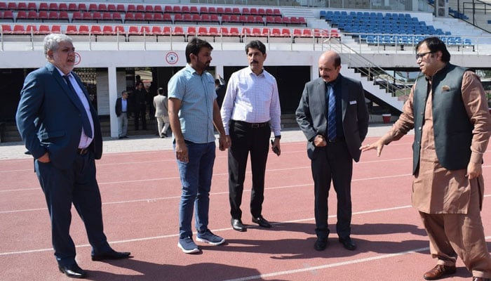 A delegation of senior officers of the National Management Course (NMC) visits Nishtar Park Sports Complex (NPSC) on October 10, 2024. — Facebook/Directorate General Sports & Youth Affairs, Punjab