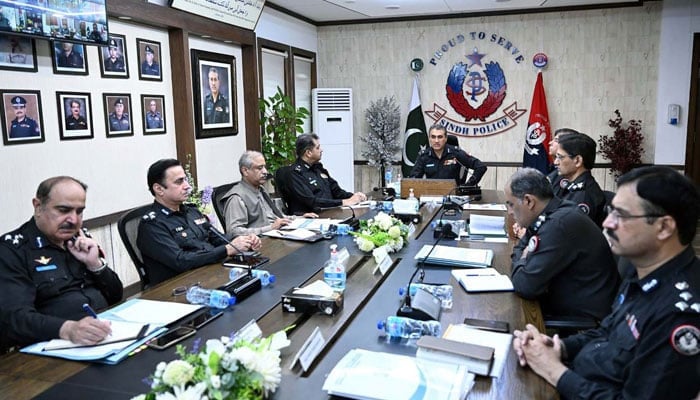 Sindh Inspector General of Police (IGP) Ghulam Nabi Memon presides over a high-level meeting at CPO Headquarters in Karachi on July 13, 2024. — PPI