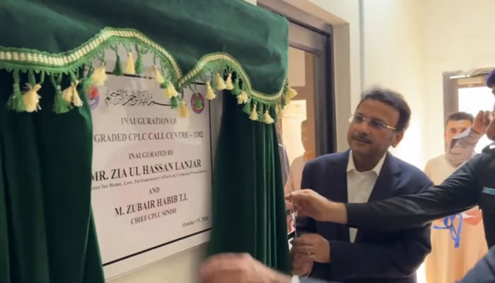 Sindh Home Minister Ziaul Hassan Lanjar inaugurates the upgraded Citizens-Police Liaison Committee (CPLC) call centre 1102 during his visit to the CPLC on October 16, 2024. — Screengrab via Facebook/Minister for Home and Law Sindh