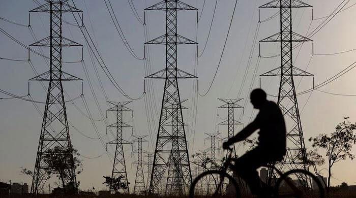 Summary sent to cabinet: Govt to pay Rs72bn to 5 IPPs