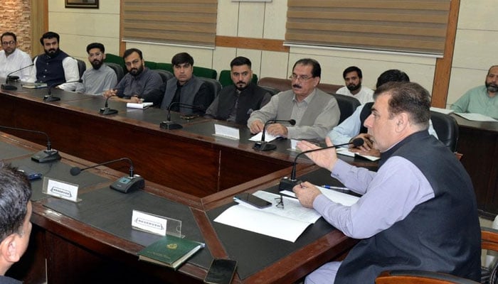 Commissioner Riaz Khan Mahsud seen chairing a meeting for “Drug-Free Peshawar Campaign on Oct 18, 2024.  — Facebook@TobaccoControlandAwarenessForumKPK