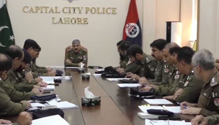 CCPO Bilal Siddique Kamyana chairs a meeting of the Investigation Wing at his office on October 20, 2024. — Screengrab via Facebook@Capital City Police Lahore