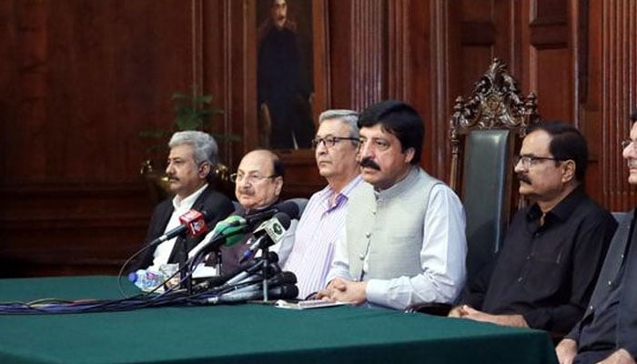 Governor Punjab Sardar Saleem Haider Khan addresses a press conference at the Governor House on October 22, 2024. — Facebook@sardarsaleemhaidergroup