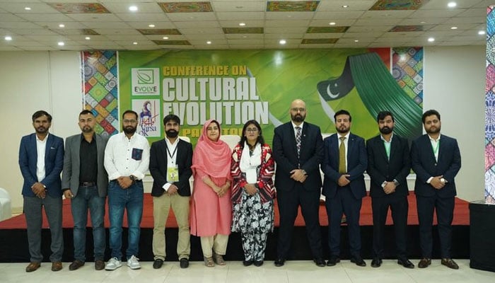 The group photo after one-day conference on “Cultural Evolution in Pakistan on Oct 25, 2024.  — Facebook@Farwah.Batool1978/