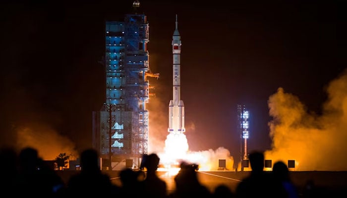 A Long March-2F carrier rocket carrying the Shenzhou-18 spacecraft takes off from the Jiuquan Satellite Launch Center for a crewed mission to Chinas Tiangong space station, near Jiuquan, Gansu province, China April 25, 2024. —Reuters