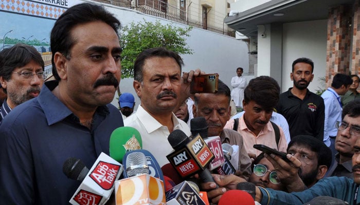 Sindh Irrigation Minister Jam Khan Shoro talks with media persons during the inauguration ceremony of the Hydro Informatics Center at Civil Lines in Hyderabad on October 26, 2024. — PPI