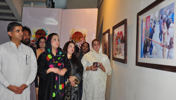 Parliamentary Secretary for Information and Culture Shazia Rizwan visiting the exhibition in connection with Kashmir Black Day on October 27,2024. — Facebook@artscouncilrawalpindi