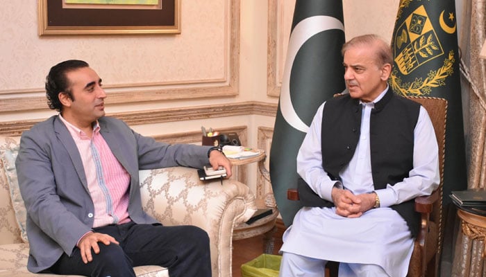 PM Shehbaz Sharif (right) meets PPP Chairman Bilawal Bhutto-Zardari on October 27, 2024. — PID