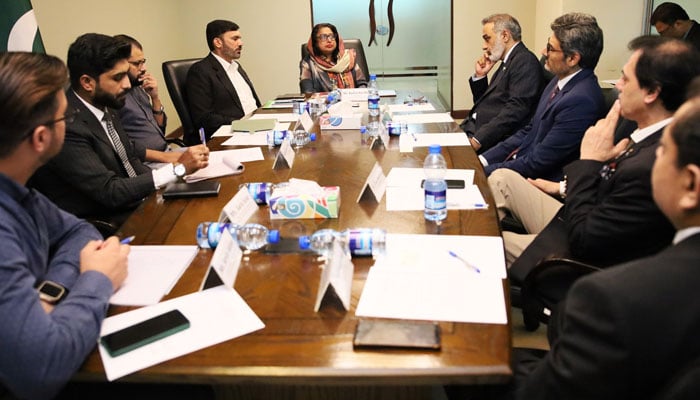 Bushra Naz Malik(Centre) member of the CCP is leading interactive awareness session on October 29, 2024. —Facbook@ccp.gov.pk