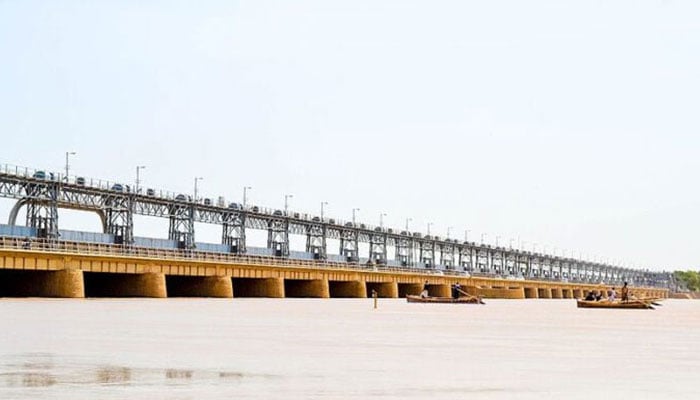 An undated image of Kotri Barrage located in Kotri, Jamshoro district, Sindh .— APP/File