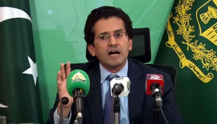 Minister of State for Finance Ali Pervaiz Malik speaks during a press conference. — PTV/File