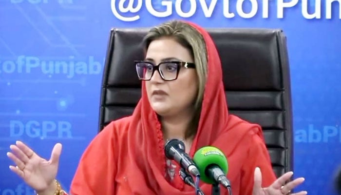 Punjab Information Minister Azma Bokhari addresing a press confresnce. — Radio Pakistan/File