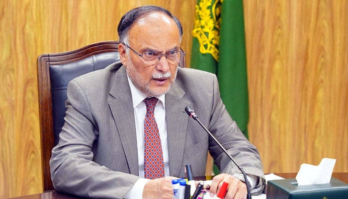 Federal Minister for Planning, and Development, Ahsan Iqbal chairs a meeting to review the progress on the transfer of (Pak PWD) projects to provincial governments under the (PSDP) in Islamabad on November 1, 2024. — PPI