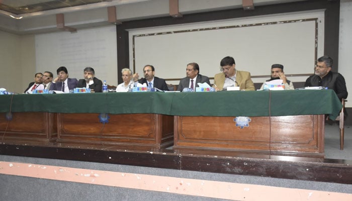 Vice Chancellor Prof Dr Shahid Munir (centre) presides over the 235th meeting of the Academic Council of the University of Engineering and Technology (UET) on November 4, 2024. — Facebook@pro.uet.lhr