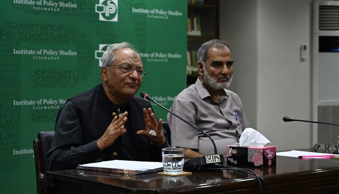 Afrasiab Mehdi Hashmi, former High Commissioner to Bangladesh and Deputy High Commissioner to India (left) speaks in a session at the Institute of Regional Studies (IRS) on October 18, 2024. — Facebook@InstituteOfPolicyStudiesPakistan