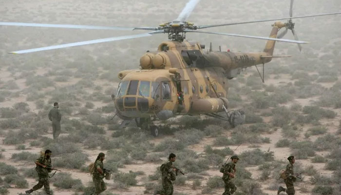 Irans elite Revolutionary Guard special forces participate in military maneuvers at an undisclosed location. — AFP/File