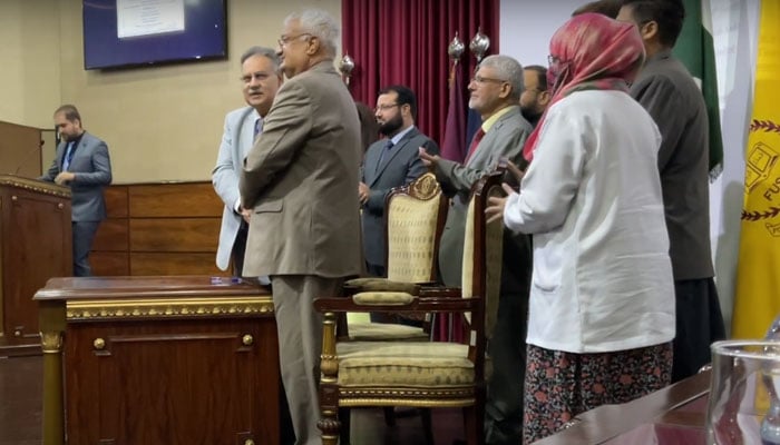 The image shows officials of The National Skills University Islamabad (NSU) and Foundation University Islamabad shaking hands after signing the deal. — Screengrab via YouTube@HunarNama