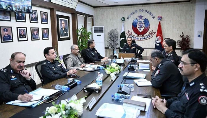 Sindh police chief Ghulam Nabi Memon presides over a high-level meeting at CPO Headquarters in Karachi on July 13, 2024. — PPI