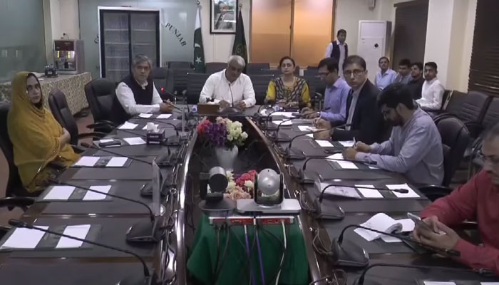 Punjab Health Minister Khawaja Salman Rafique (centre) chairs an important meeting regarding the Chief Minister’s Children’s Heart Surgery Programme in the Department of Specialised Healthcare and Medical Education on November 7, 2024. — Screengrab via Facebook@SalmanRafiquePK