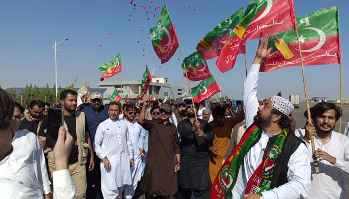 In this image PTI Sindh President Haleem Adil Sheikh leads the (PTI) Sindh caravan at Hyderabad toll plaza on November 8, 2024. — Facebook@haleemadilsheikh1