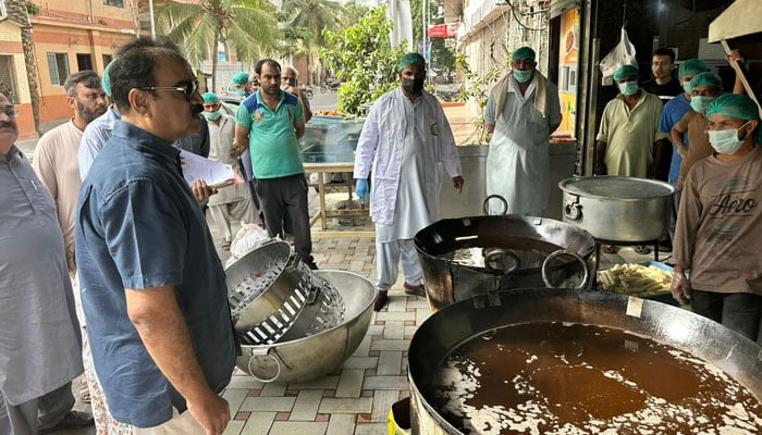 Representational image shows SFA team inspects the bakery during an operation on April 1, 2024. — Facebook/Sindh Food Authority