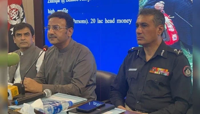 Sindh Home Minister Ziaul Hassan Lanjar addresses a press conference along with Sindh Inspector General of Police Ghulam Nabi Memon. — Facebook@SindhPolice/file