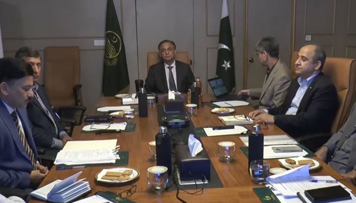 Punjab Chief Secretary Zahid Akhtar Zaman presides over a meeting of the Kissan Card Steering Committee at Civil Secretariat on November 14, 2024. — Screengrab via Facebook@ChiefSecretaryPunjab