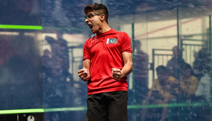 Pakistani squash player Hamza Khan can be seen celebrating in this undated image. — Instagram/@mohammadhamzakhan1