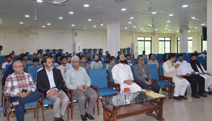 Participants attend an introductory talk on two acclaimed books organised by the Punjab University (PU) Library Book Club on November 14, 2024. — Facebook@PunjabUniversityLibrary