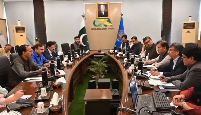 A delegation of parliamentarians from Islamabad in a meeting with the Chairman of the Capital Development Authority (CDA) and Chief Commissioner, Muhammad Ali Randhawa at the CDA headquarters on November 15, 2024. — Screengrab via Facebook@cda.isb.pk