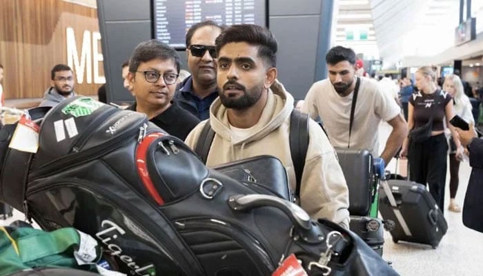 Babar Azam crowded with fans at Melbourne airport. — X@SalmanAsif2007/file