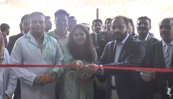 Health Minister Khawaja Imran Nazir (2nd right) cuts a ribbon to inaugurate Health Week at THQ Hospital Samanabad on November 20, 2024. — Screengrab via Facebook@Chief Secretary Punjab