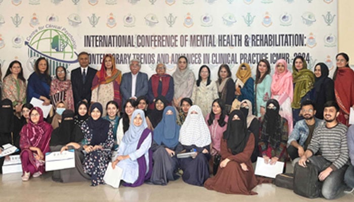 Participants pose for a group photo during the 7th international conference on Mental Health and Rehabilitation: Contemporary Trends and Advances in Clinical Practice organised by the PU Centre for Clinical Psychology (CCP) on November 22, 2024. — pu.edu.pk