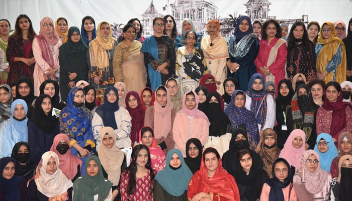 A group photo from the Fatima Jinnah Women Universitys (FJWU) inspiring summit titled Trailblazing the STEM: A Journey of Leadership and Legacy held on November 23, 2024.— Facebook@Fjwu_Official