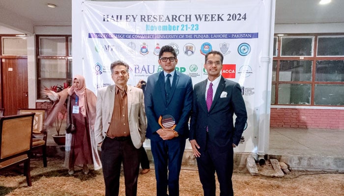 Participants of the ‘Hailey Research Week 2024,’ held at the Punjab University Hailey College of Commerce . — Facebook@adnan.hushmat/file