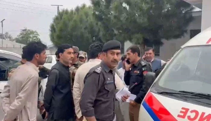 A representational image showing police personnel attending an incident in Upper Kurram Tehsil, Khyber Pakhtunkhwa, on May 4, 2023. — Screengrab via YouTube/Geo News