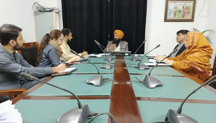 Punjab Minister for Minorities Affairs Ramesh Singh Arora in a meeting with the Board of Revenue (BoR) officials on November 29, 2024. — Facebook@RameshSinghArora