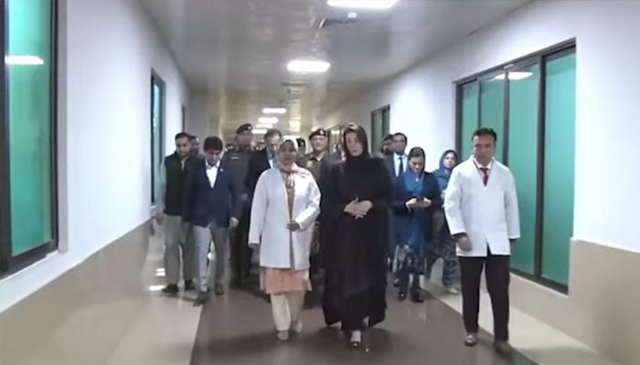 Punjab Chief Minister Maryam Nawaz visiting the Rawalpindi CMH on Saturday, October 30, 2024. — Screengrab via Facebook@TheMaryamNSharif