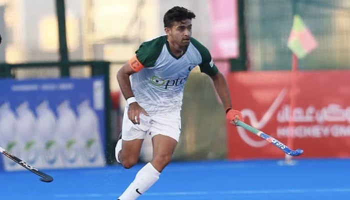 Pakistani Hokey player Irfan Muhammad in action in the semifinal of Junior Asia Cup 2024 in Oman, Muscat. — Asian Hockey Federation/File