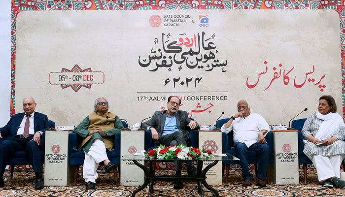 President Arts Council of Pakistan Karachi Muhammad Ahmed Shah (centre), along with renowned intellectual and humorist Anwar Maqsood (2nd right), eminent poet Iftikhar Arif, writer Noor-ul-Huda Shah (right), and Ejaz Farooqi (left) briefed the media during a press conference for 17th Aalmi Urdu Conference 2024 “Jashan-e-Karachi set to begin from December 05 on December 3, 2024. — APP